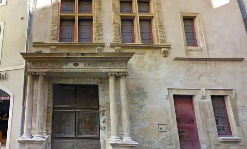 La Maison Saint Castor, Nîmes